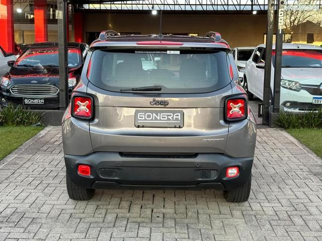 Foto do veículo JEEP RENEGADE  1.8 16V FLEX SPORT 4P AUTOMÁTICO 2017 75.500 KM 72.900,00