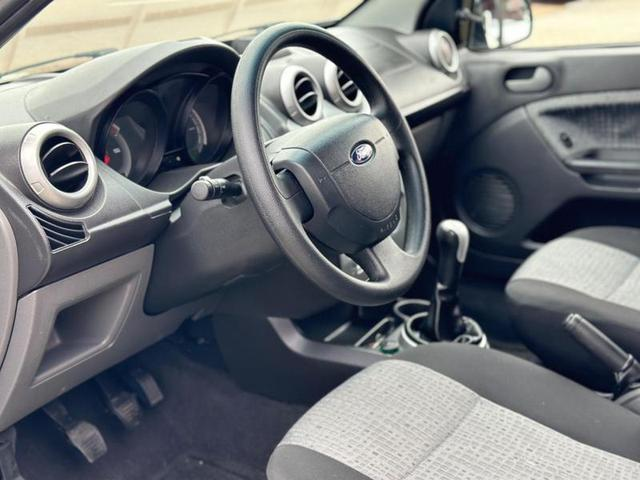 Foto do veículo FORD FIESTA  SEDAN 1.6 FLEX 2013 144.648 KM 34.900,00