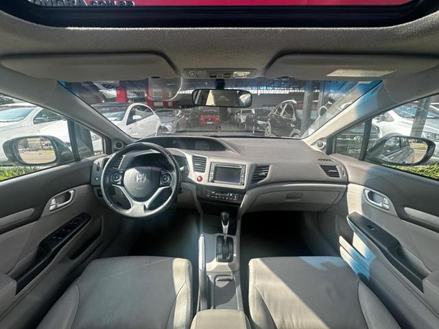 Foto do veículo HONDA CIVIC  EXR 2014 128.193 KM 73.900,00