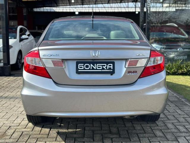Foto do veículo HONDA CIVIC  EXR 2014 128.193 KM 73.900,00