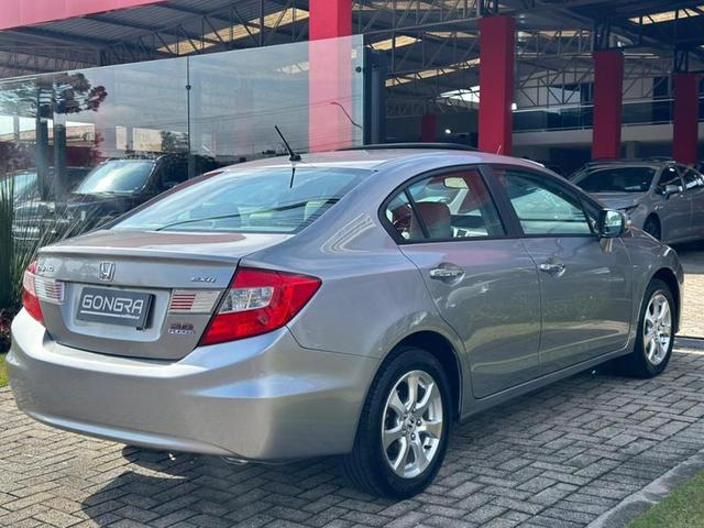 Foto do veículo HONDA CIVIC  EXR 2014 128.193 KM 73.900,00