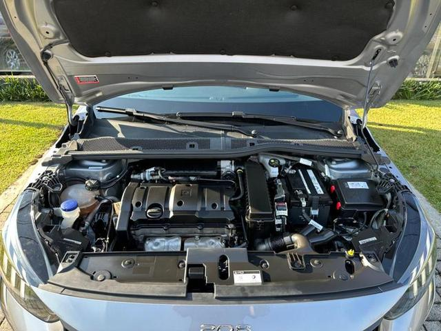 Foto do veículo PEUGEOT 208  1.6 GRIFFE 16V FLEX 4P AUTOMATICO 2023 29.000 KM 92.900,00