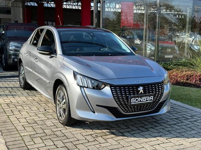 Foto do veículo PEUGEOT 208  1.6 GRIFFE 16V FLEX 4P AUTOMATICO 2023 29.000 KM 92.900,00