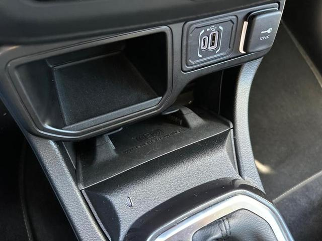 Foto do veículo JEEP RENEGADE  LONGITUDE T270 1.3 TB 4X2 FLEX AUT 2023 21.190 KM 117.900,00