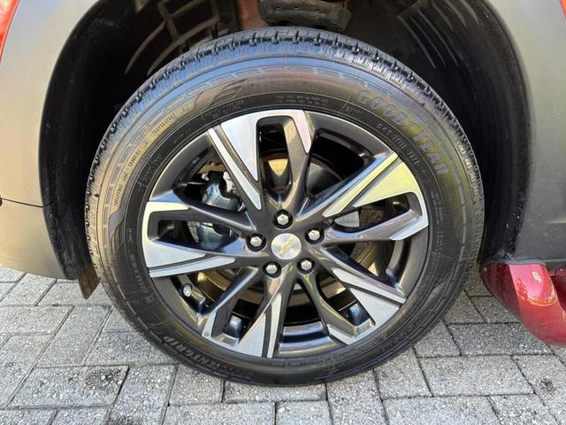 Foto do veículo CHEVROLET TRACKER  12T A PR 2024 9.800 KM 148.900,00