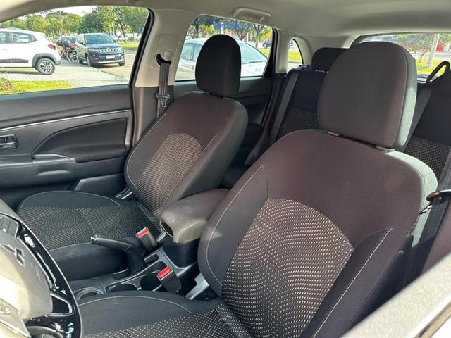 Foto do veículo MITSUBISHI ASX  GLS FWD 2.0 16V FLEX AUT. 2021 28.000 KM 105.900,00