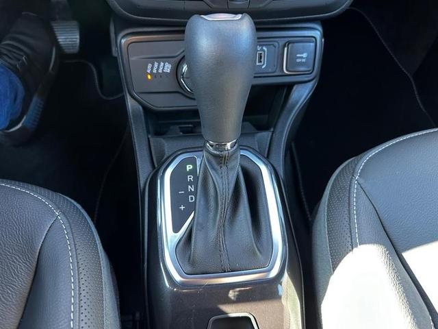 Foto do veículo JEEP RENEGADE  S T2704X4T 2024 47 KM 152.900,00