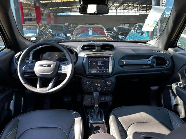Foto do veículo JEEP RENEGADE  S T2704X4T 2024 47 KM 152.900,00