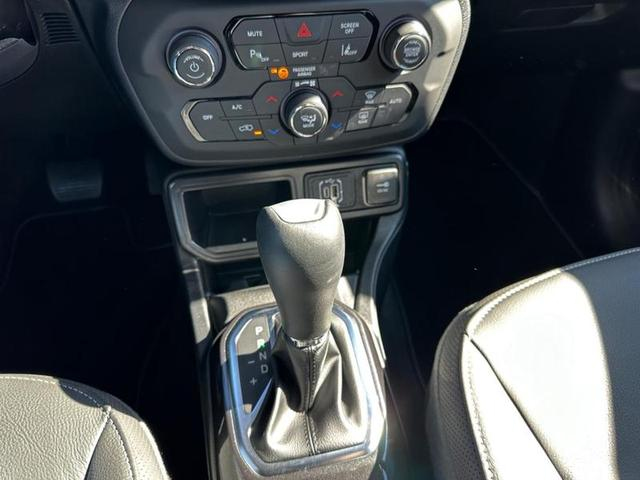 Foto do veículo JEEP RENEGADE  LONGITUDE T270 1.3 TB 4X2 FLEX AUT 2024 40 KM 139.900,00