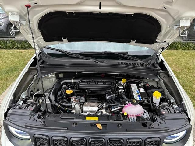 Foto do veículo JEEP RENEGADE  SPORT T270 FLEX 2024 60 KM 121.900,00