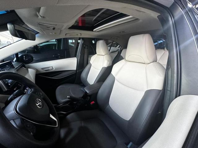 Foto do veículo TOYOTA COROLLA  ALTIS PREMIUM HYBRID 1.8 FLEX AUT. 2021 32.315 KM 144.900,00