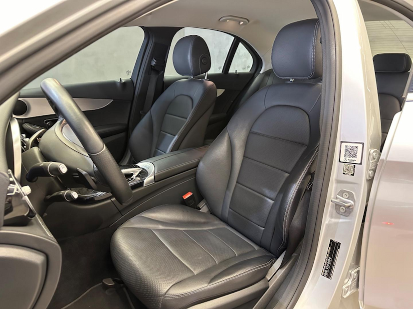 Foto do veículo MERCEDES-BENZ C 180  1.6 CGI AVANTGARDE 16V EXCLUSIVE 2017 55.000 KM 122.900,00