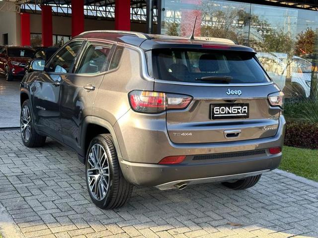Foto do veículo JEEP COMPASS  LIMITED TD 2023 250 KM 192.900,00