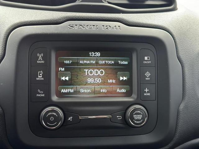 Foto do veículo JEEP RENEGADE  LONGITUDE 4X2 AUTOMATICO FLEX 2016 71.592 KM 71.900,00