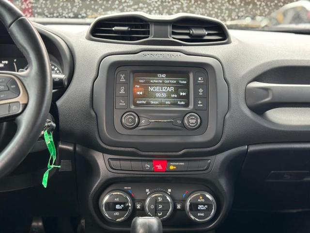 Foto do veículo JEEP RENEGADE  LONGITUDE 4X2 AUTOMATICO FLEX 2016 71.592 KM 71.900,00