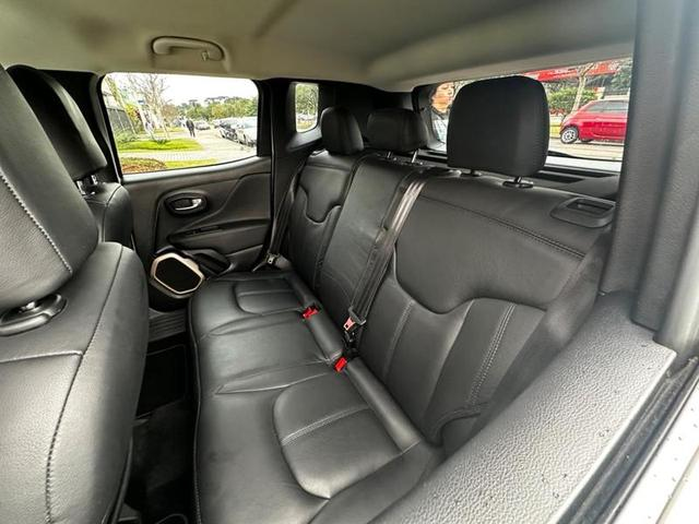 Foto do veículo JEEP RENEGADE  LONGITUDE 4X2 AUTOMATICO FLEX 2016 71.592 KM 71.900,00