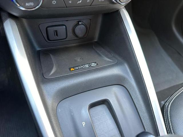 Foto do veículo CHEVROLET ONIX  10TAT PR2 2020 56.692 KM 83.900,00