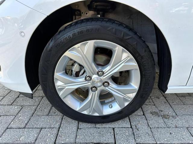 Foto do veículo CHEVROLET ONIX  10TAT PR2 2020 56.692 KM 83.900,00
