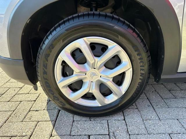 Foto do veículo CITROEN C3  LIVE PACK 1.0 MT 2023 11.939 KM 69.900,00