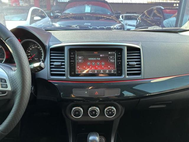 Foto do veículo MITSUBISHI LANCER  2.0 CVT 2019 76.421 KM 73.900,00