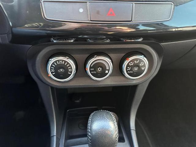 Foto do veículo MITSUBISHI LANCER  2.0 CVT 2019 76.421 KM 73.900,00