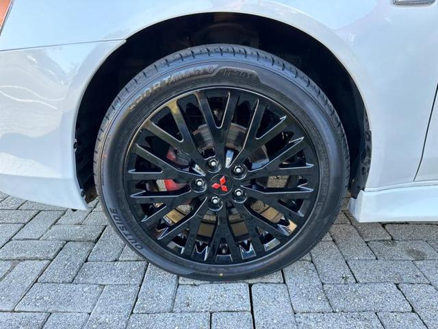 Foto do veículo MITSUBISHI LANCER  2.0 CVT 2019 76.421 KM 73.900,00