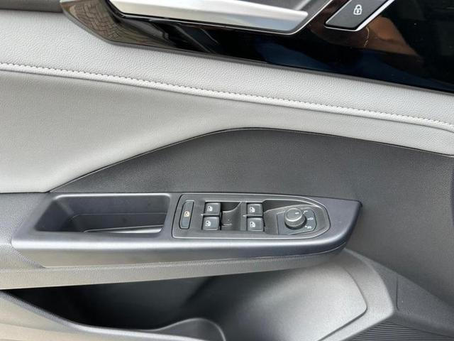Foto do veículo VOLKSWAGEN TAOS  CL TSI AE 2023 9.121 KM 159.900,00