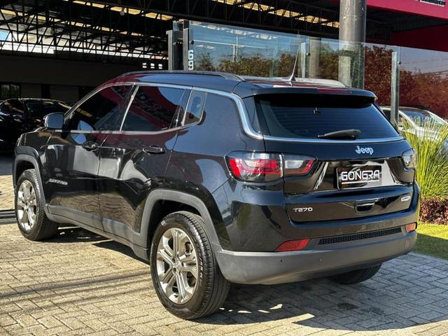 Foto do veículo JEEP COMPASS  LONG TF 2023 16.201 KM 149.900,00
