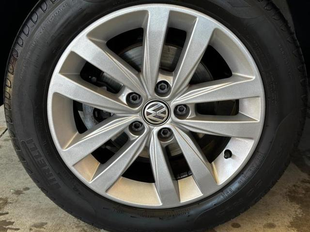 Foto do veículo VOLKSWAGEN FOX  TRACK MCV 2018 54.647 KM 59.900,00