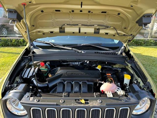 Foto do veículo JEEP RENEGADE  1.8 16V FLEX LONGITUDE 4P AUTOMATICO 2016 68.427 KM 71.900,00