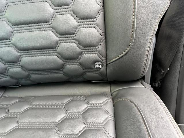 Foto do veículo NISSAN FRONTIER  PLATI. CD 2.3 BI-TB DIES.AUT. 2023 10.898 KM 229.900,00