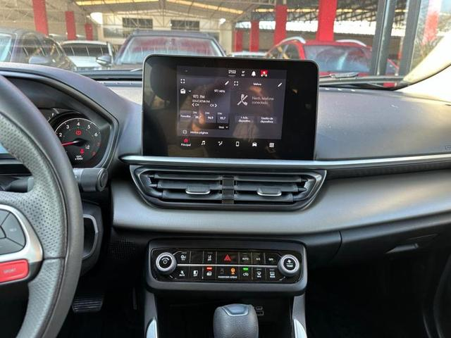 Foto do veículo FIAT FASTBACK  AUDACE TURBO 200 FLEX AT 4P 2023 5.198 KM 116.900,00