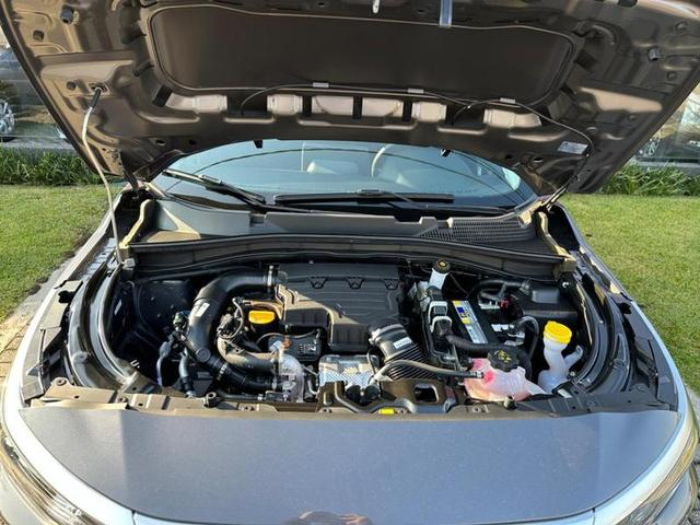 Foto do veículo FIAT FASTBACK  AUDACE TURBO 200 FLEX AT 4P 2023 5.198 KM 116.900,00