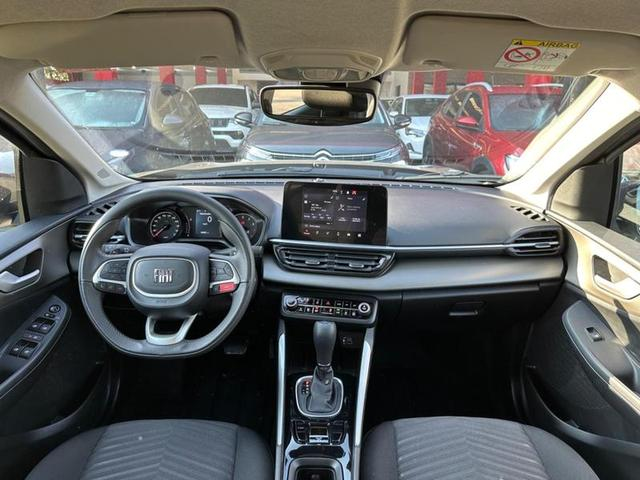 Foto do veículo FIAT FASTBACK  AUDACE TURBO 200 FLEX AT 4P 2023 5.198 KM 116.900,00