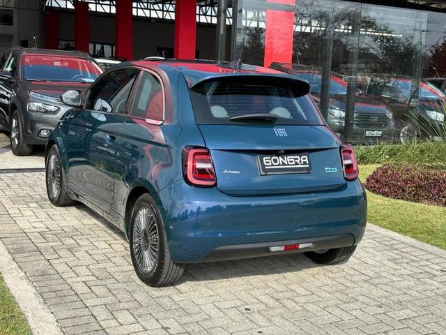 Foto do veículo FIAT 500 E ICON 2022 3.950 KM 129.900,00