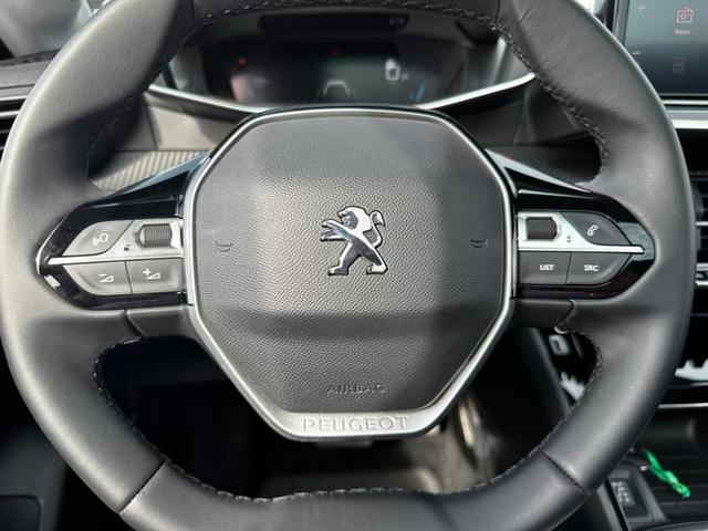 Foto do veículo PEUGEOT 208  GRIFFE 2023 6.291 KM 94.900,00