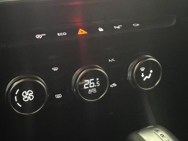 Foto do veículo RENAULT DUSTER  ICONIC 1.6 CVT FLEX 2021 53.640 KM 88.900,00