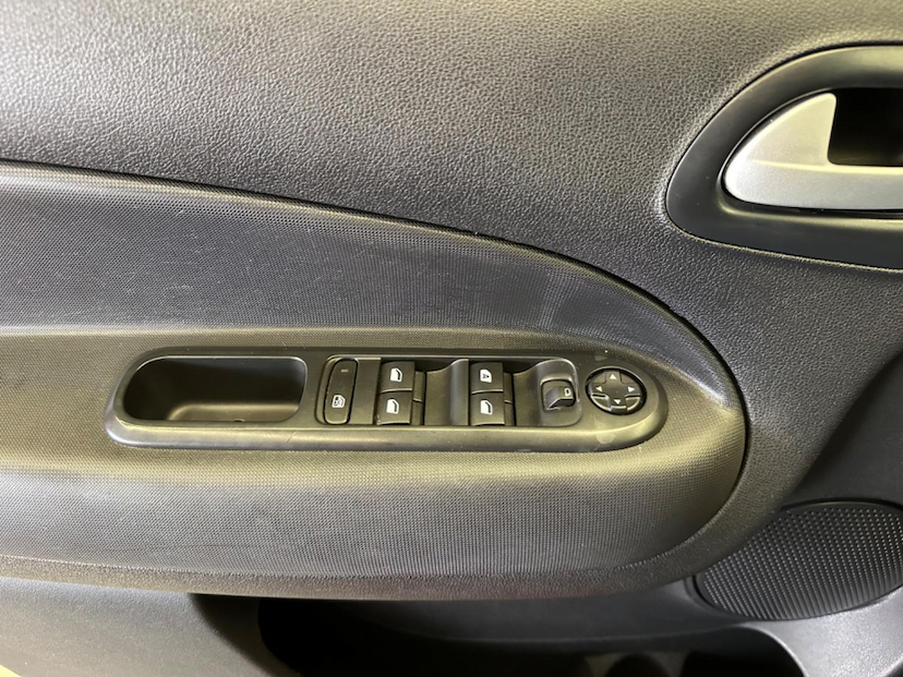 Foto do veículo CITROËN AIRCROSS  1.6 LIVE 16V FLEX 4P AUT 2016 72.152 KM 53.900,00