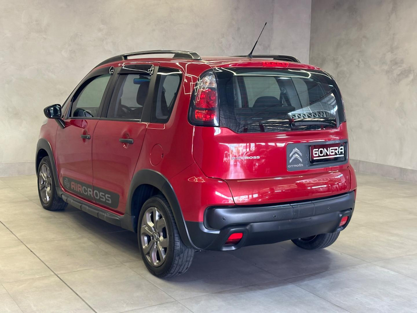 Foto do veículo CITROËN AIRCROSS  1.6 LIVE 16V FLEX 4P AUT 2016 72.152 KM 53.900,00