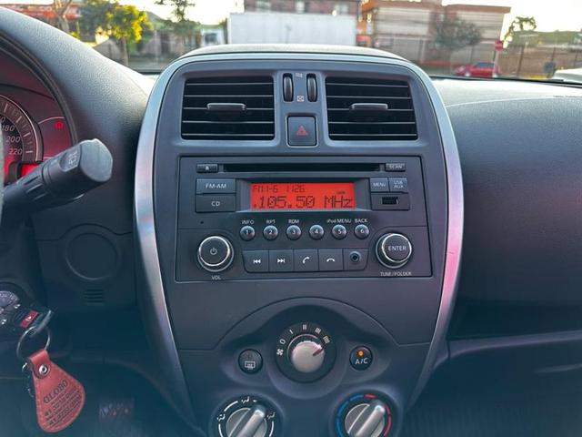 Foto do veículo NISSAN MARCH  1.0 SV 2017 81.000 KM 45.900,00