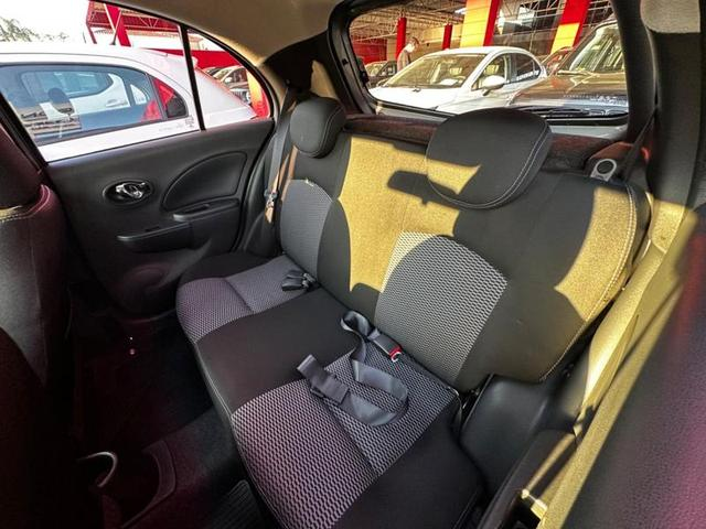 Foto do veículo NISSAN MARCH  1.0 SV 2017 81.000 KM 45.900,00