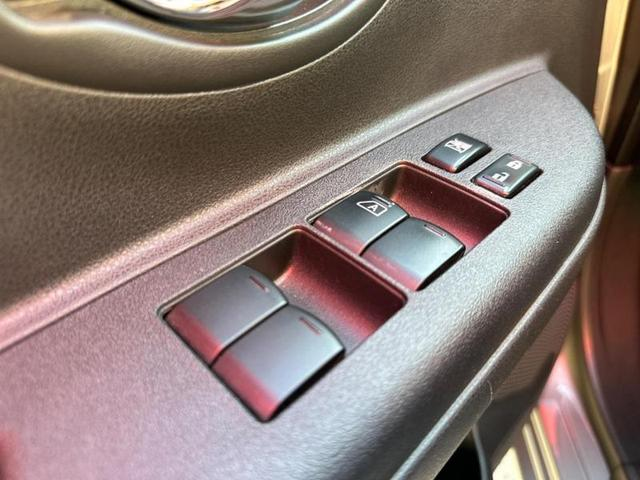 Foto do veículo NISSAN MARCH  1.0 SV 2017 81.000 KM 45.900,00