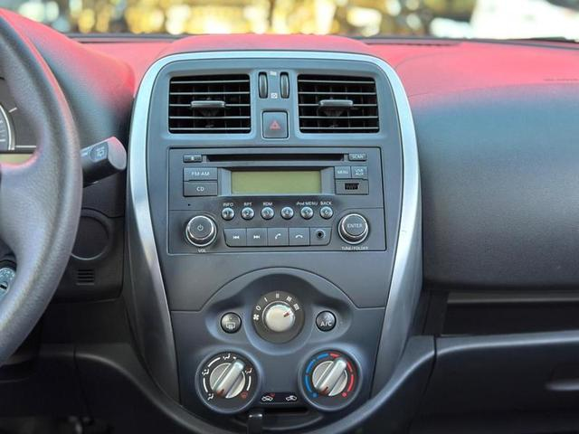 Foto do veículo NISSAN MARCH  1.0 SV 2017 81.000 KM 45.900,00