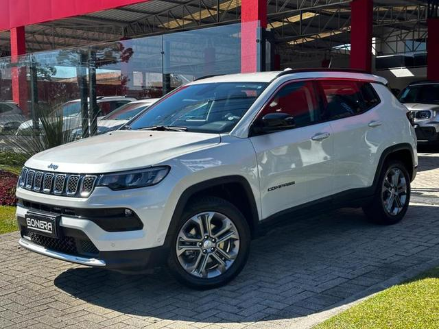 Foto do veículo JEEP COMPASS  LONG TF 2023 10.750 KM 150.900,00
