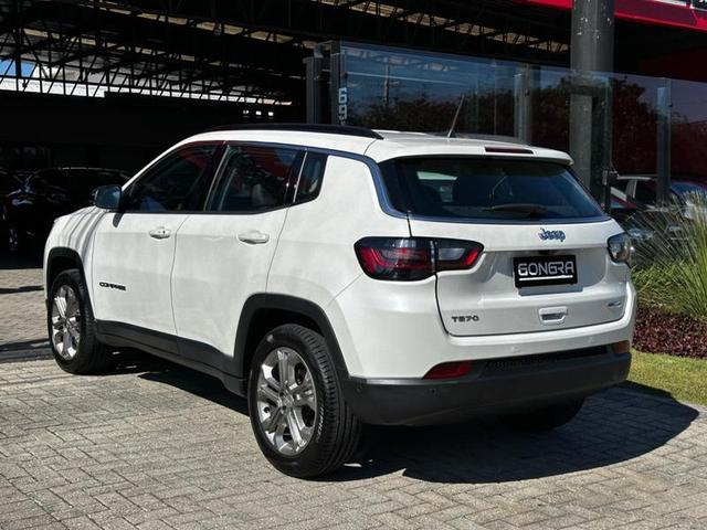 Foto do veículo JEEP COMPASS  LONG TF 2023 10.750 KM 150.900,00