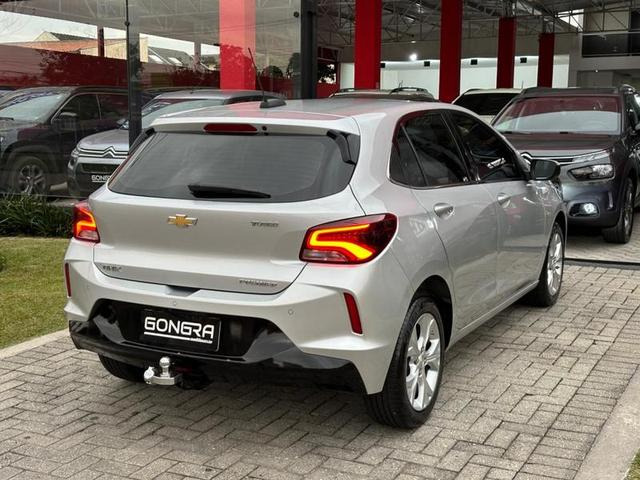 Foto do veículo CHEVROLET ONIX  HATCH PREM. 1.0 12V TB FLEX 5P AUT. 2020 25.322 KM 84.900,00