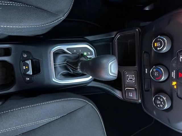 Foto do veículo JEEP RENEGADE  SPORT T270 FLEX 2023 13.364 KM 109.900,00