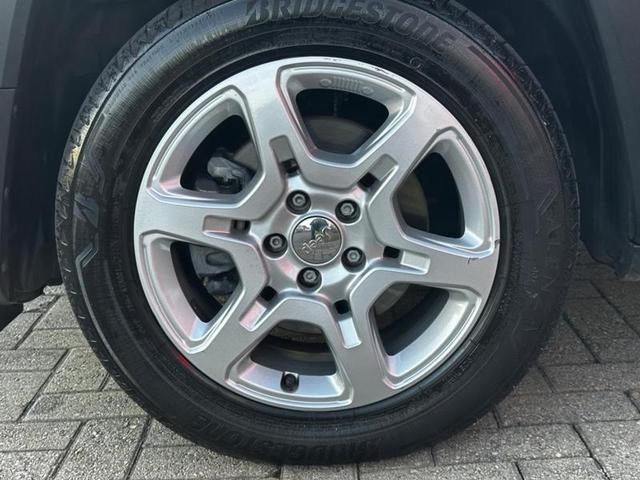 Foto do veículo JEEP RENEGADE  SPORT T270 FLEX 2023 13.364 KM 109.900,00