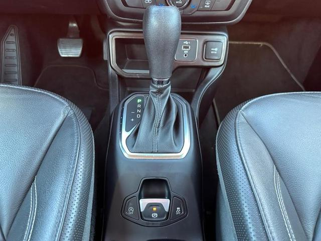 Foto do veículo JEEP RENEGADE  LONGITUDE AT 2021 30.104 KM 93.900,00