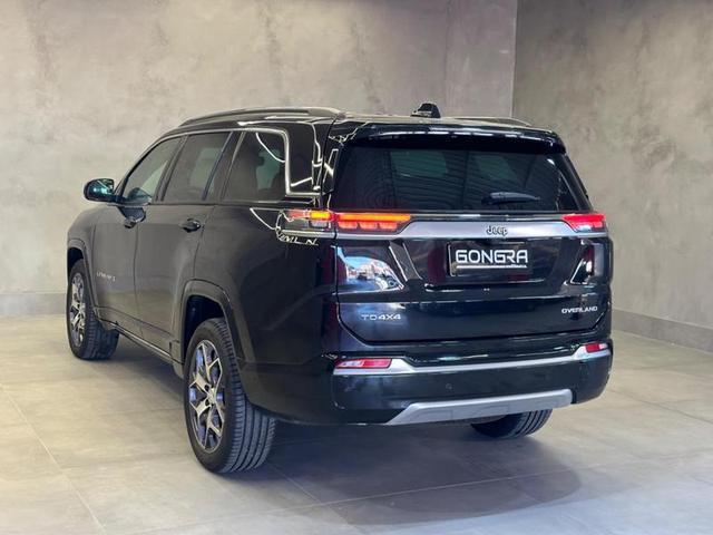 Foto do veículo JEEP COMMANDER  OVERLAND TD380 4X4 TURBO DIESEL 2023 13.426 KM 225.900,00